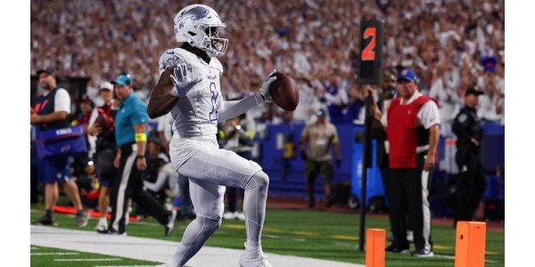 Buffalo Billsin ensimmäinen tappio uudella kaudella tuli New England Patriotsia vastaan